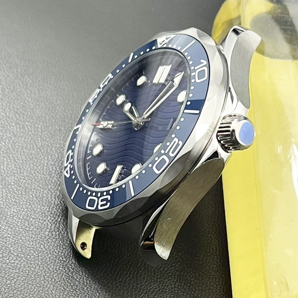 Montre mécanique pour homme en - Luxury Watch Omega avis et prix